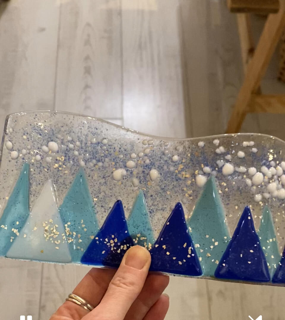 Christmas Fused Glass Workshop Friday 27th November 2026 - Image 2